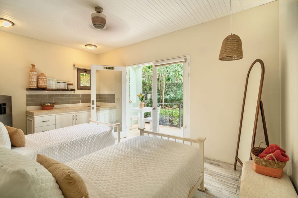 Deluxe Studio Suite, Multiple Beds | Individually decorated, individually furnished, free WiFi, bed sheets