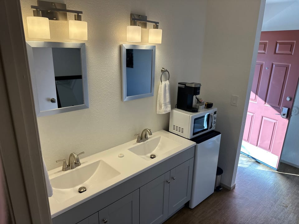 Classic Studio | Memory foam beds, desk, laptop workspace, blackout drapes