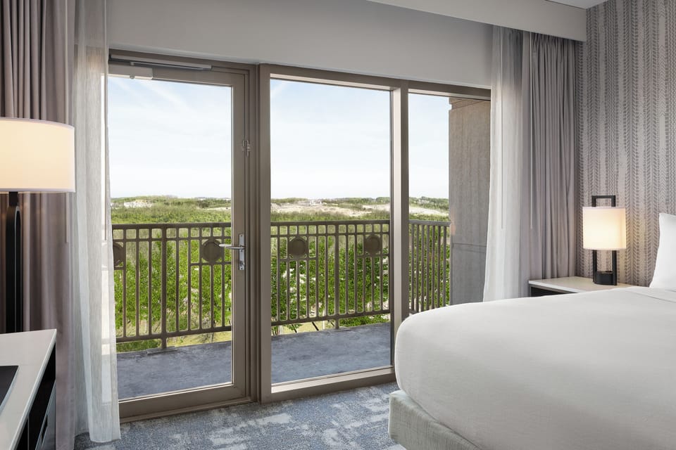 Suite, 1 King Bed, Balcony | 1 bedroom, premium bedding, pillowtop beds, in-room safe