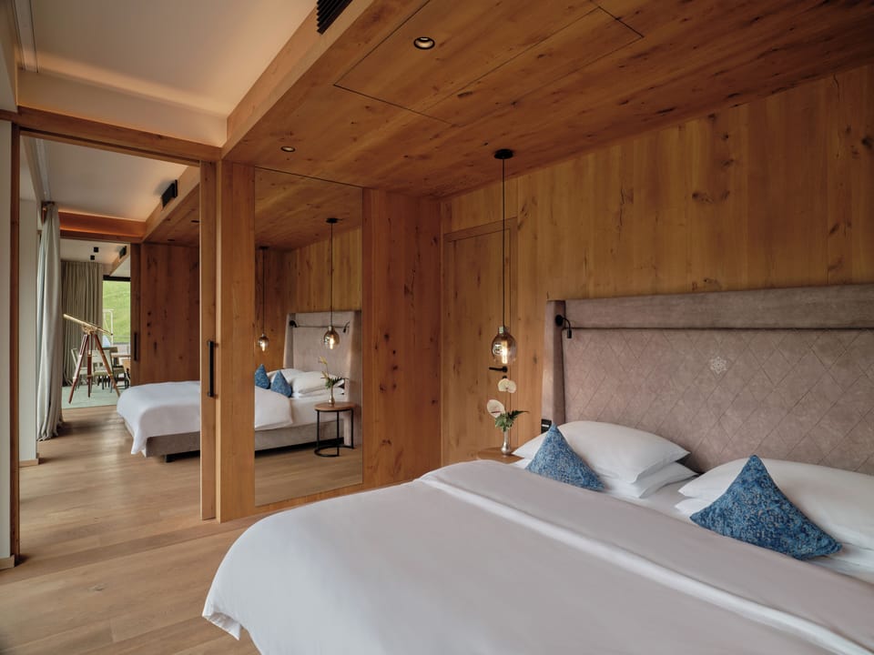 Top Suite Edelweiss | Premium bedding, down comforters, memory foam beds, free minibar items
