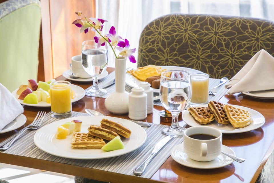 Daily buffet breakfast for a fee