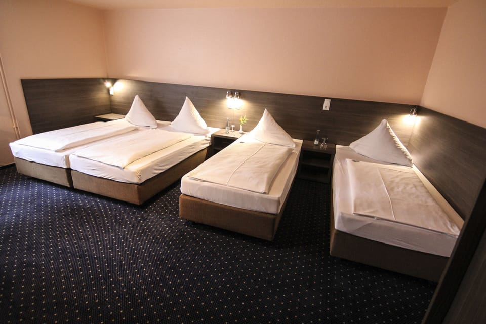 Family Room | In-room safe, desk, soundproofing, iron/ironing board