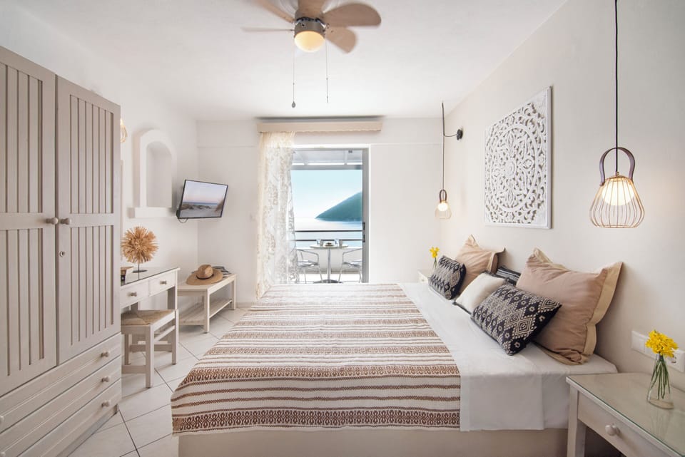 Superior Apartment | 1 bedroom, premium bedding, in-room safe, individually decorated