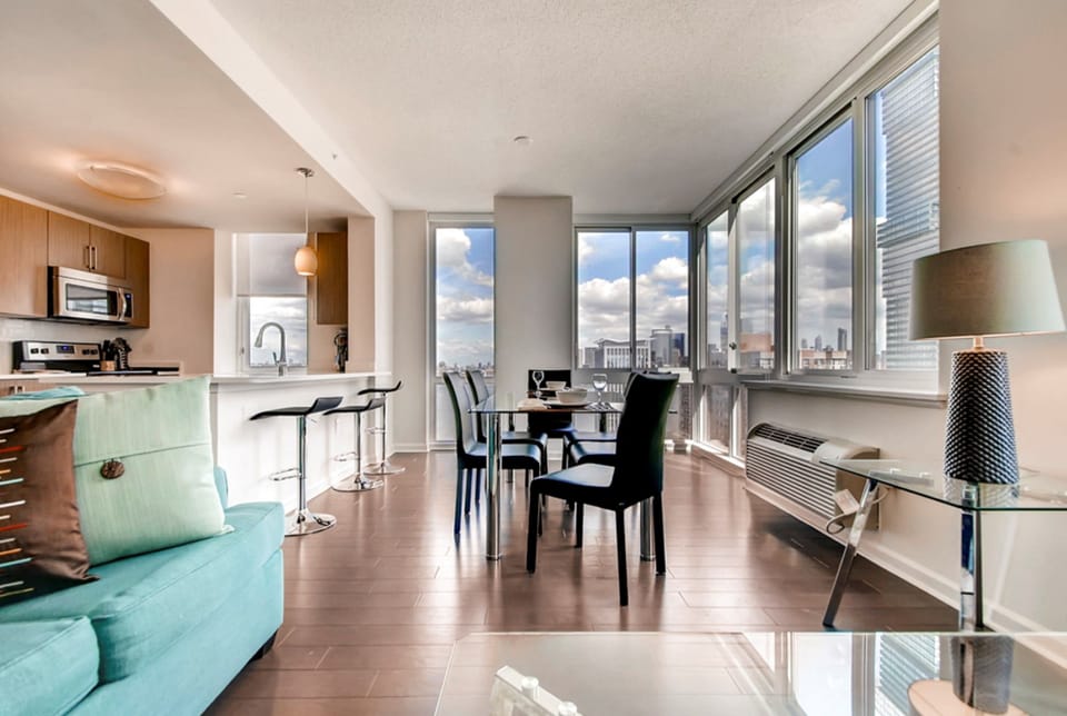 Apartment, 3 Bedrooms | 1 bedroom, premium bedding, desk, iron/ironing board