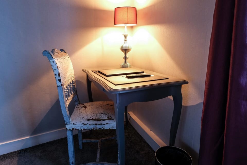 Standard Double Room | Minibar, in-room safe, desk, soundproofing