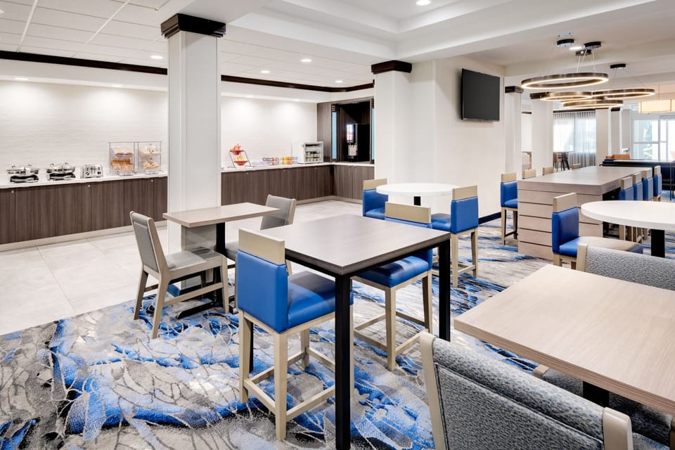 Free buffet breakfast