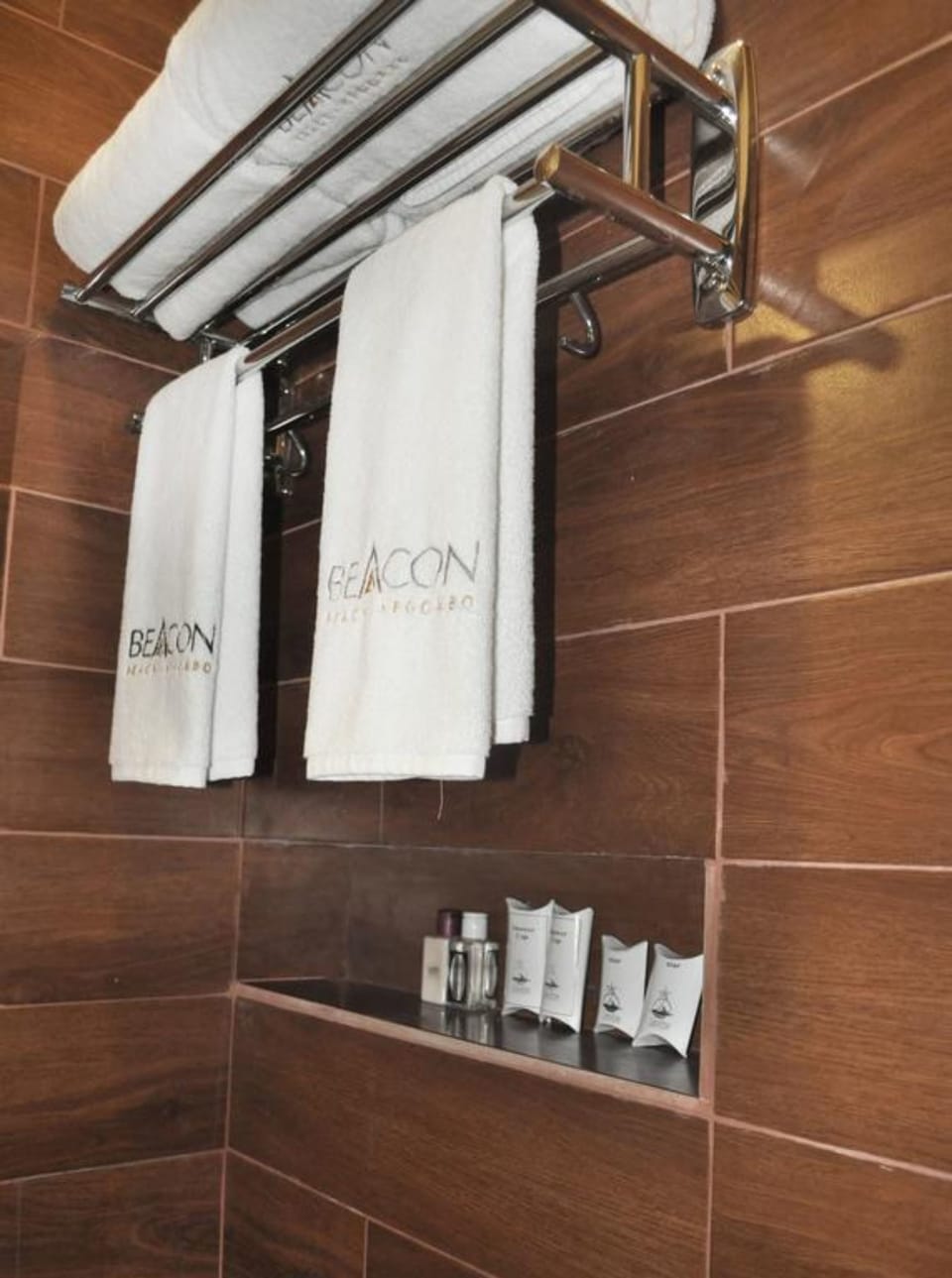 Shower, free toiletries, hair dryer, bathrobes
