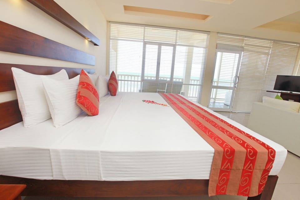 Premium bedding, minibar, in-room safe, desk