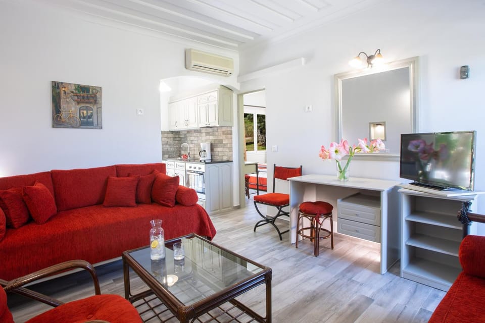 Apartment, 1 Bedroom | Private kitchen | Fridge, stovetop, electric kettle, cookware/dishes/utensils