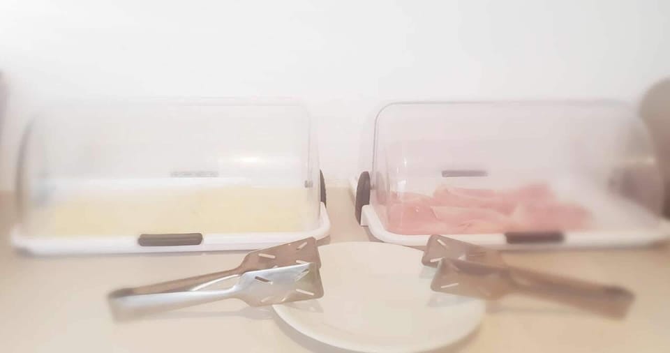 Daily buffet breakfast for a fee