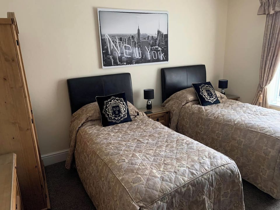 In-room safe, iron/ironing board