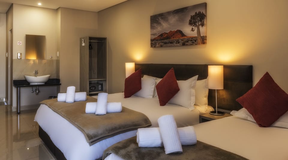 Double Room | Premium bedding, pillowtop beds, in-room safe, desk