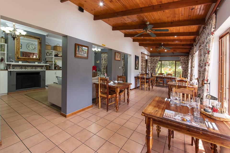 Breakfast, lunch, dinner served; African cuisine, garden views 