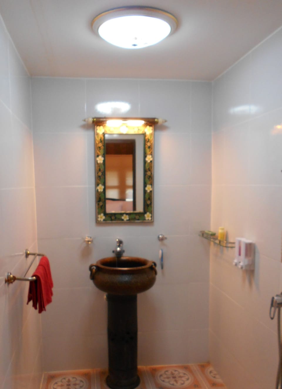 Superior Room | Bathroom sink