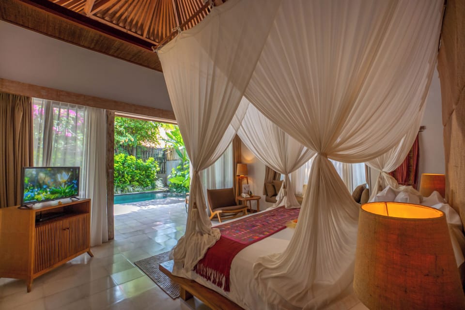 Villa, 2 Bedrooms, Private Pool (with Free Benefit) | Premium bedding, minibar, in-room safe, individually decorated