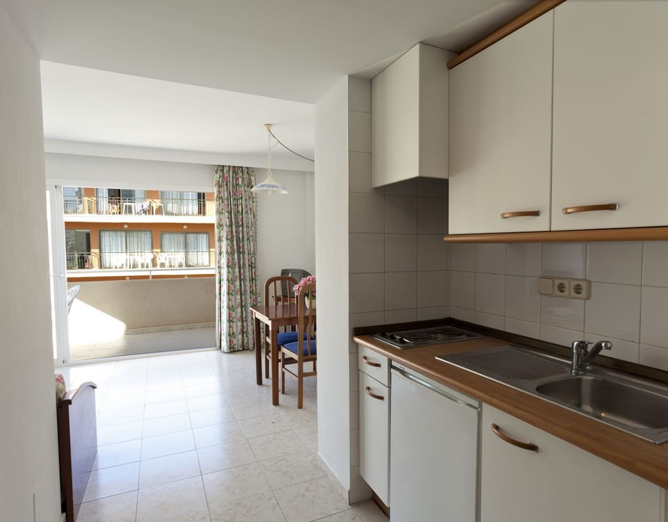 Private kitchenette