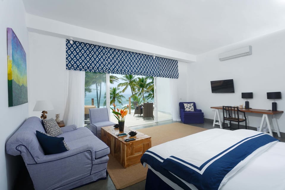 Ocean Penthouse Suite | 1 bedroom, minibar, in-room safe, desk