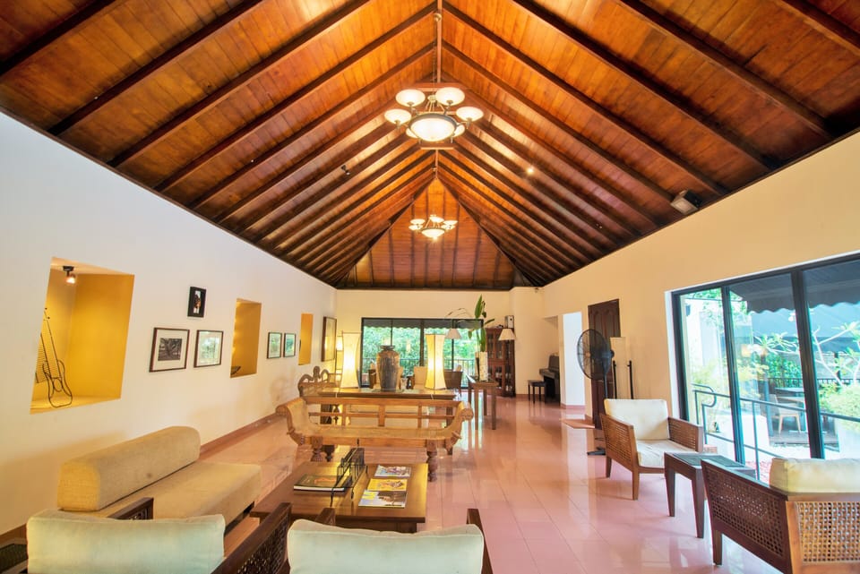 Villa Escondite Bed and Breakfast in Western Province