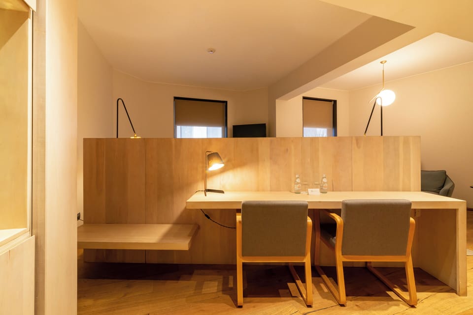 Deluxe Room, 2 Twin Beds | Premium bedding, down comforters, pillowtop beds, minibar