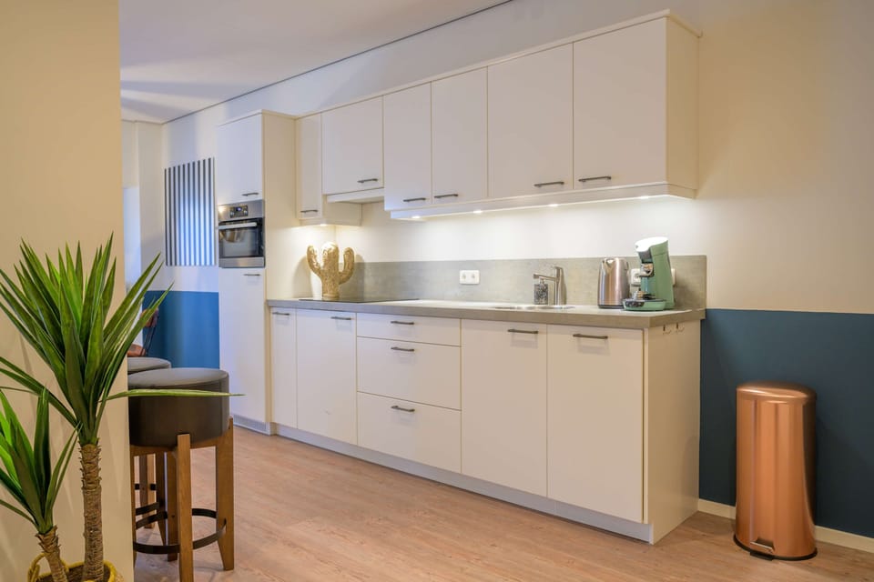 Standard Apartment, 1 Twin Bed, Non Smoking, Balcony | Private kitchenette