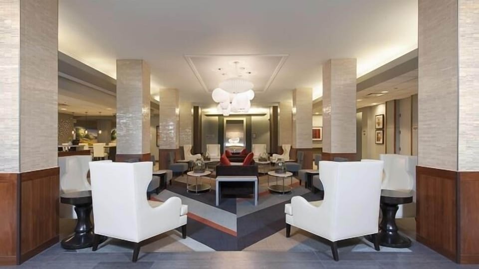 DoubleTree by Hilton Chicago - North Shore Conference Center Hotel in Skokie