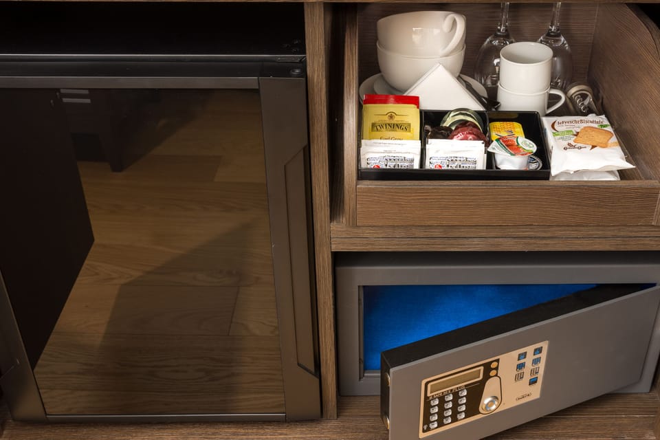 Superior Double Room, City View | Mini-refrigerator