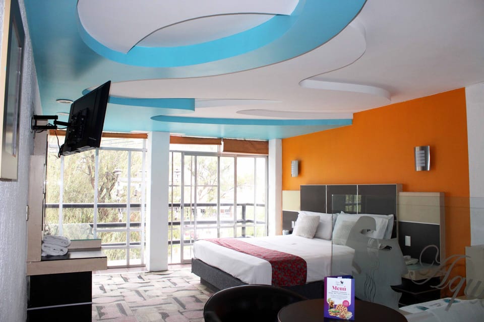 Deluxe Room, Jetted Tub | Free WiFi