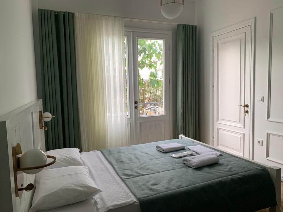 Classic Double Room, Ground Floor | Desk, iron/ironing board (on request), WiFi (free)