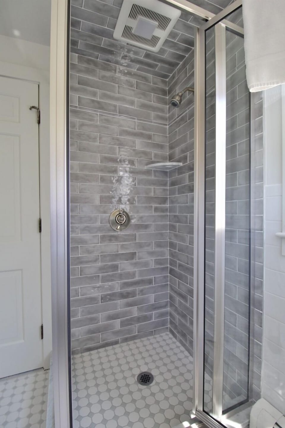 Room, Private Bathroom (Ocean View Apartment-1 bedroom) | Bathroom | Shower, free toiletries, hair dryer, towels