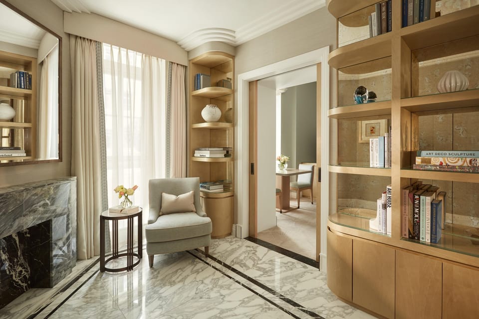 Deluxe Junior Suite | Premium bedding, free minibar items, in-room safe