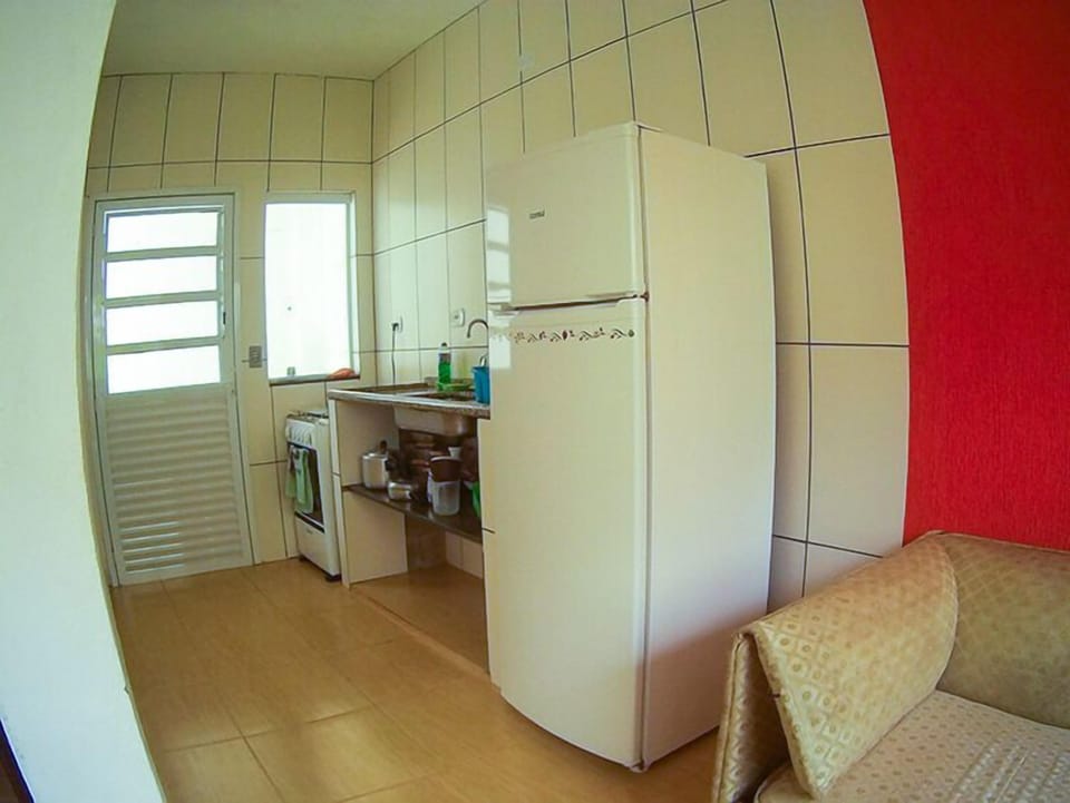 Chalet | Private kitchen | Oven, stovetop, cookware/dishes/utensils