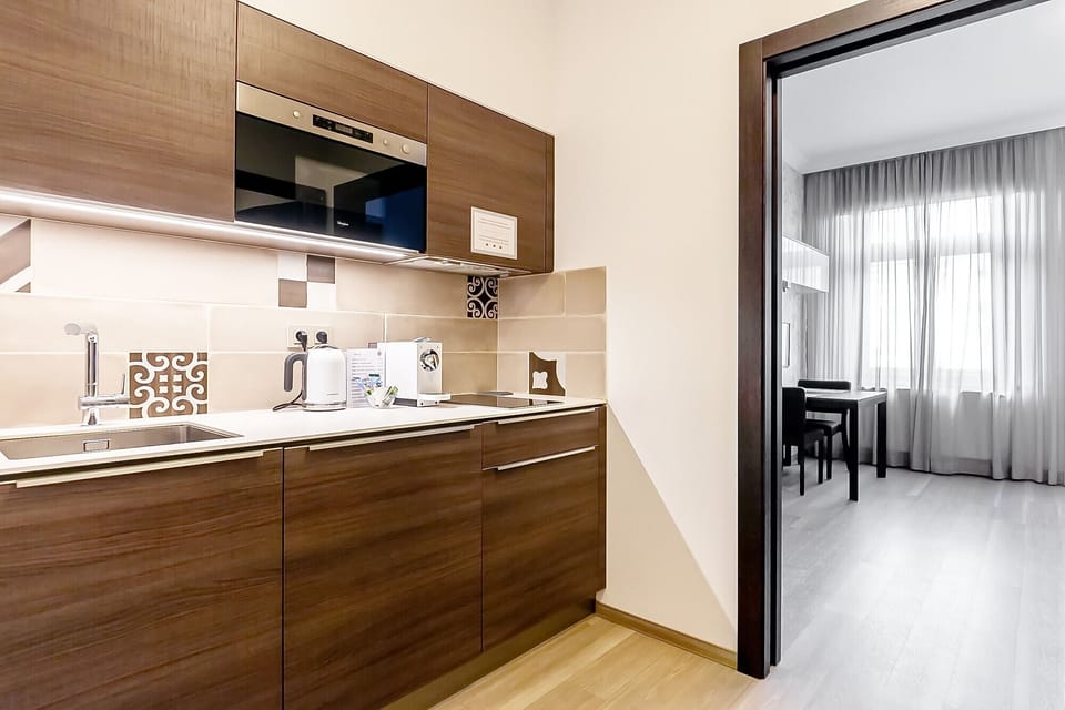 Superior Studio, Kitchenette, City View | Private kitchen | Fridge, microwave, stovetop, espresso maker