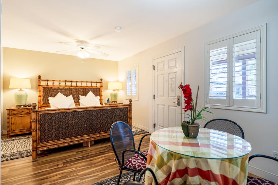 Signature Suite, 2 Bedrooms | Hypo-allergenic bedding, iron/ironing board, free WiFi, bed sheets