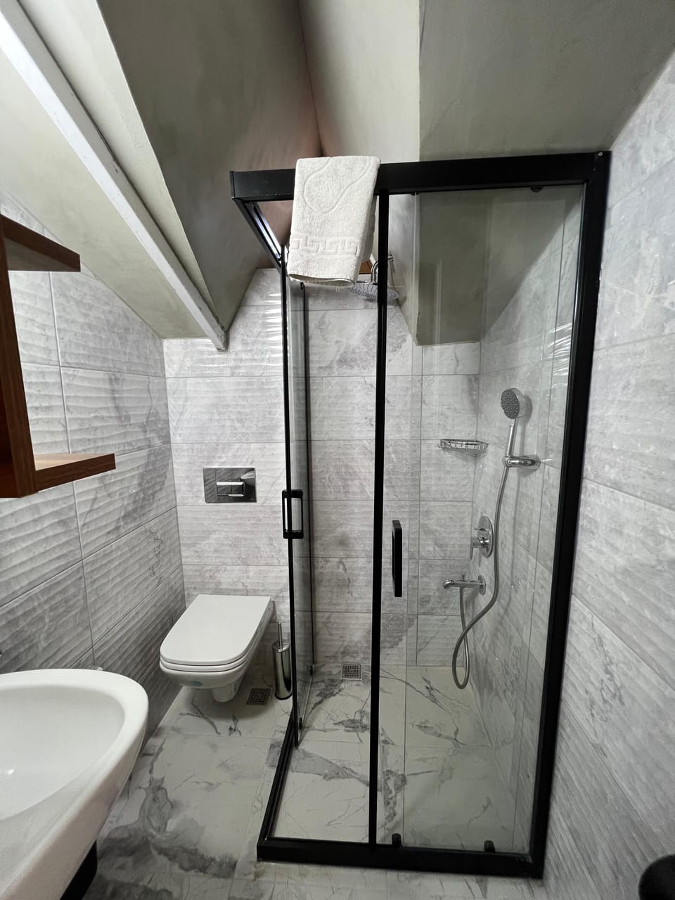 Standard Single Room | Blackout drapes, soundproofing, iron/ironing board (on request)