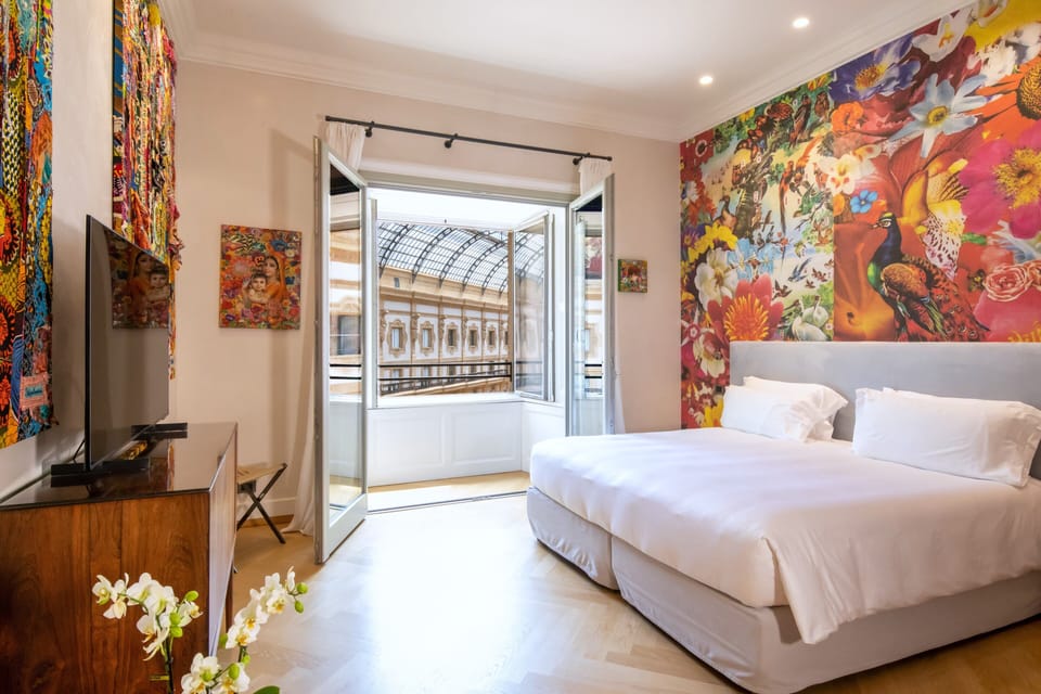 Gran Gallery Room | Premium bedding, down comforters, minibar, in-room safe