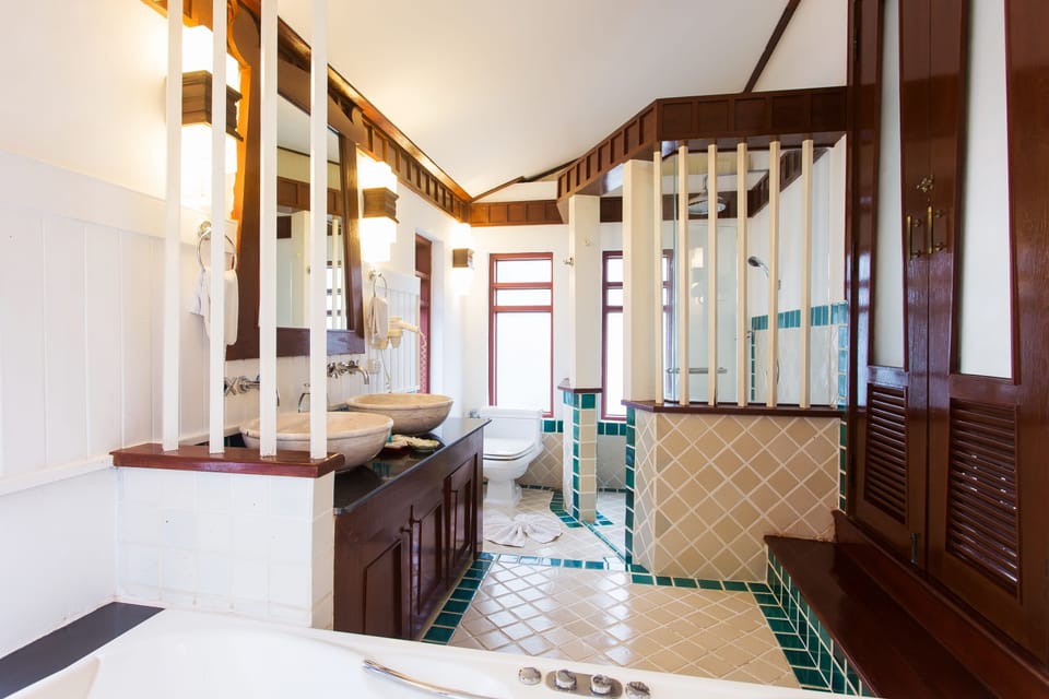 Deluxe Villa, Private Pool | Bathroom | Free toiletries, hair dryer, bathrobes, slippers