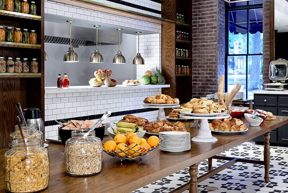 Daily buffet breakfast (CAD 28 per person)