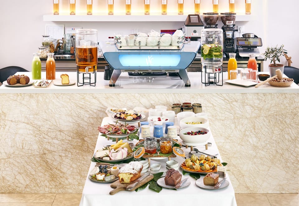 Free full breakfast
