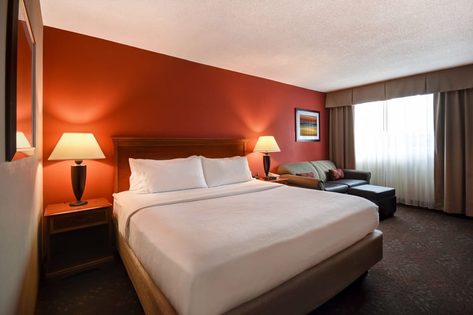 Standard Room, 1 King Bed with Sofa bed | Premium bedding, pillowtop beds, desk, laptop workspace