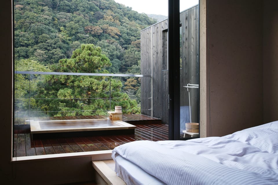 Run of House (Cannot select bed type)  | Minibar, in-room safe, free WiFi, bed sheets