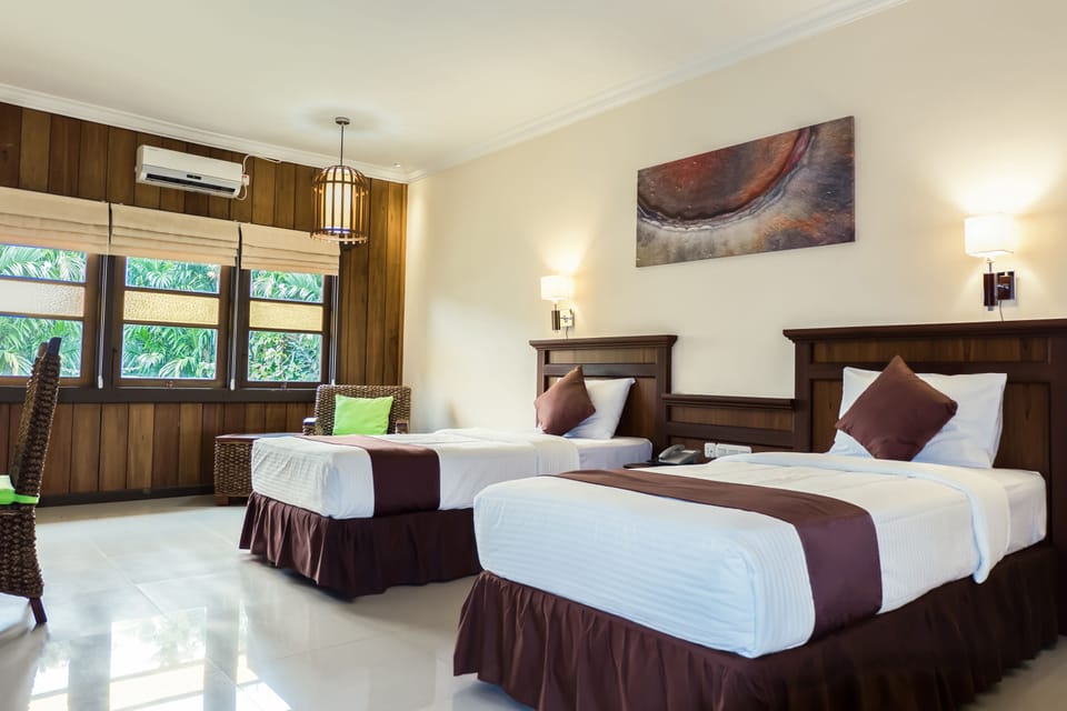 Deluxe Room, 2 Twin Beds | Premium bedding, desk, blackout drapes, soundproofing