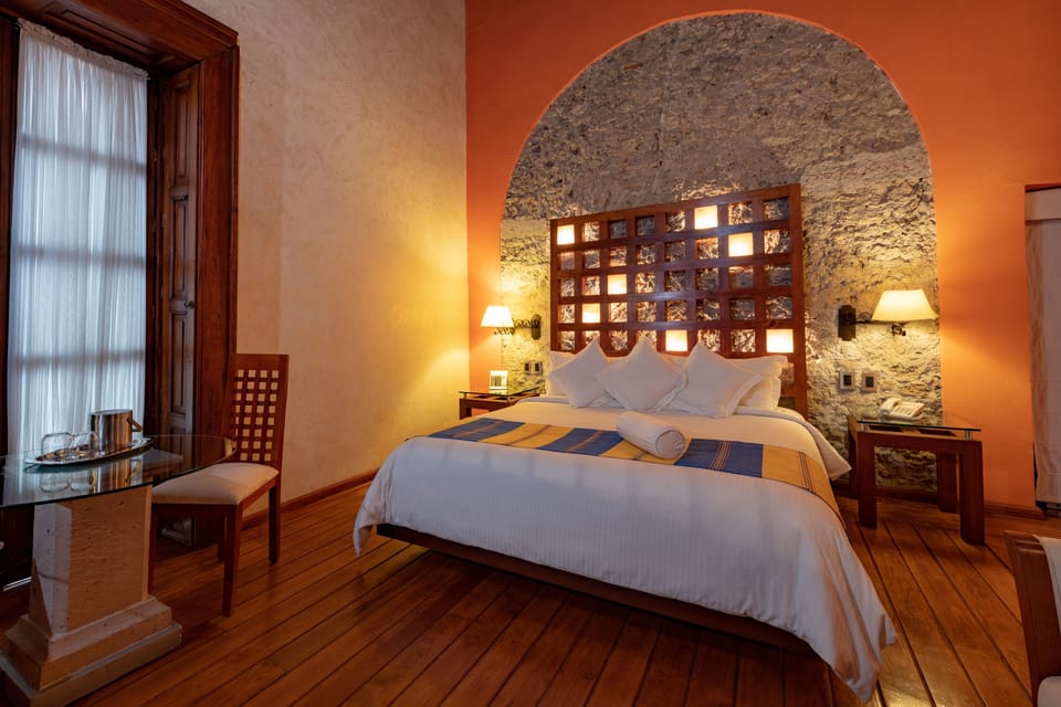 Grand Suite | Laptop workspace, iron/ironing board (on request), WiFi (free)