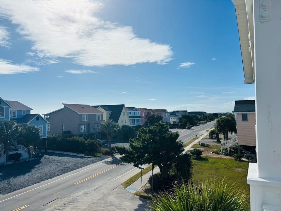 House, 4 Bedrooms | View from property