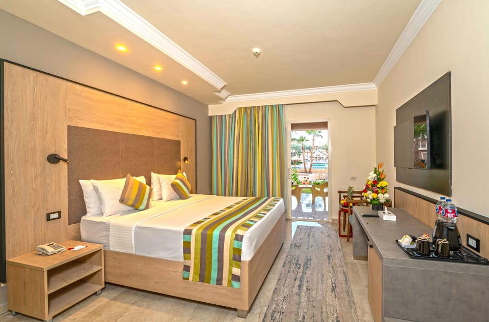 Minibar, in-room safe, desk, soundproofing
