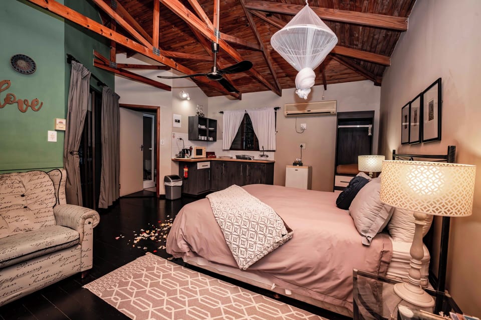 Comfort Cottage, 1 Bedroom | 1 bedroom, Egyptian cotton sheets, premium bedding, Select Comfort beds