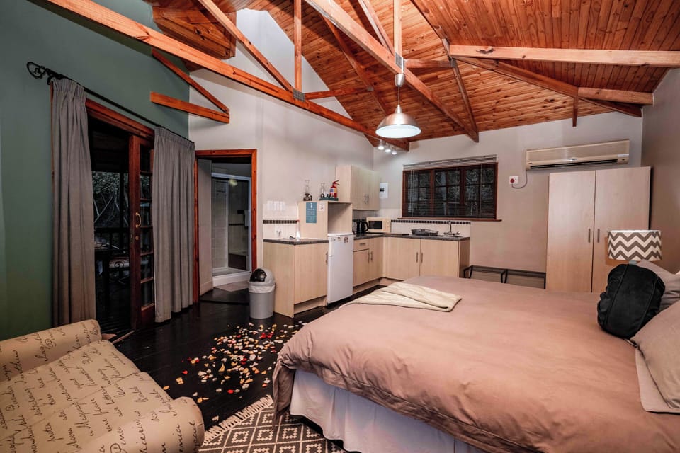 Comfort Cottage, 1 Bedroom | 1 bedroom, Egyptian cotton sheets, premium bedding, Select Comfort beds