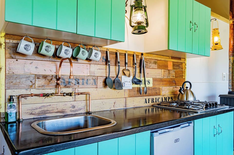 Luxury Tent, 2 Bedrooms | Private kitchen | Mini-fridge, microwave, stovetop, coffee/tea maker