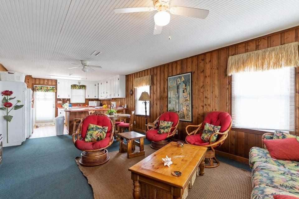 House, 2 Bedrooms | Living area | TV, DVD player