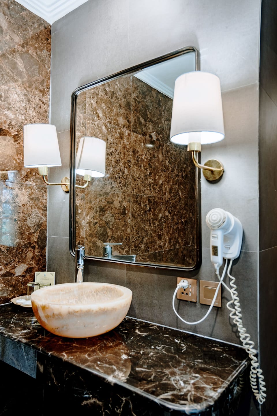 Classic Room (Near Beach Pool) | Bathroom | Shower, free toiletries, towels