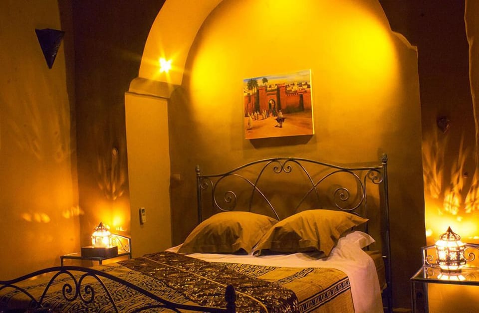 Premium bedding, in-room safe, individually decorated